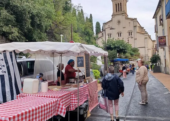 8, 2ème étage, Climatisé, Confort Avec Terrasse Ensoleillée Plein Sud *